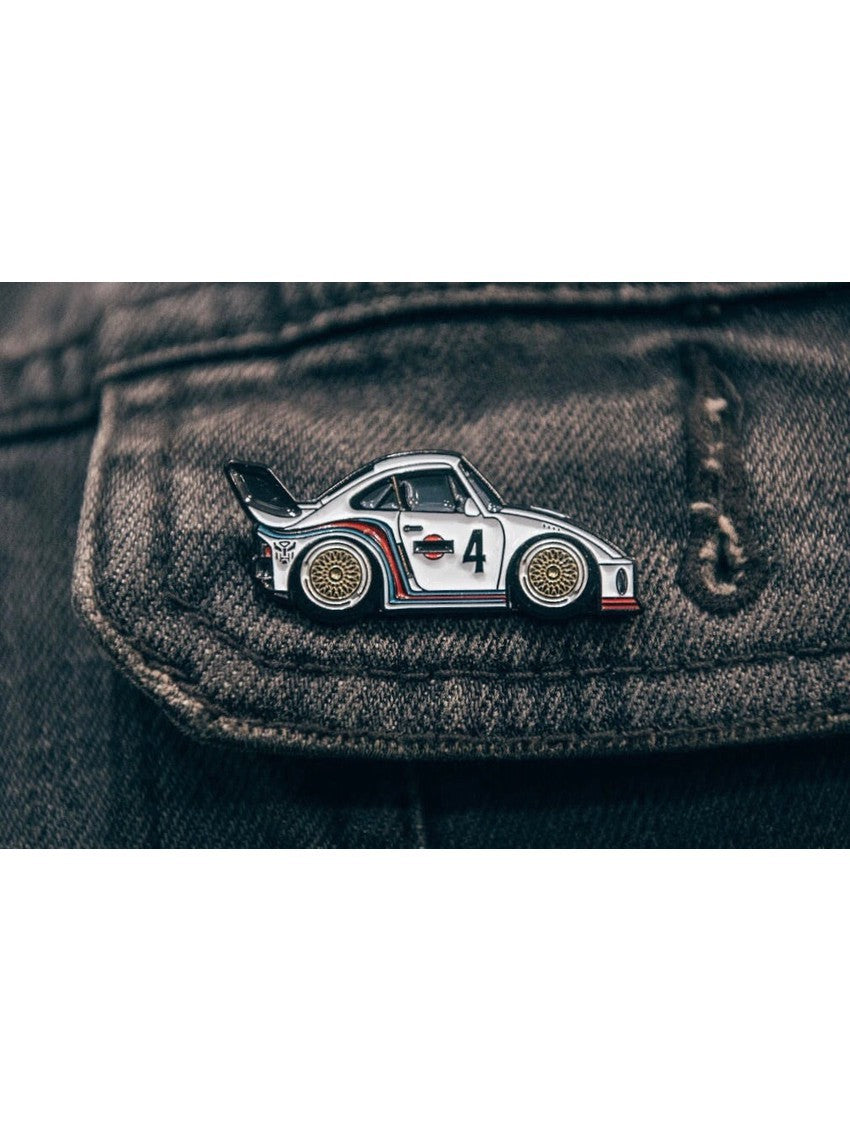 Leen Customs Racer Pin - Glow in the Dark Edition